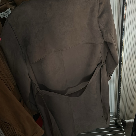 Jacket - Picture 4 of 4